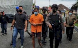 Cerita Remaja Threesome Bareng Ibu dan Sang Pacar, Adik Juga Jadi Korban