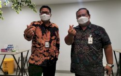 FOTO: Angga Erlangga Perkenalkan Pimpinan baru Bank Mandiri Wilayah X di hadapan Awak Media