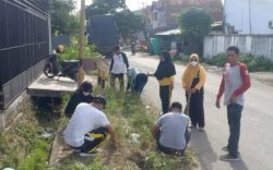 Jelang Hari Jadi Ke-15 Belopa, Lurah Sabe Pimpin Kerja Bakti