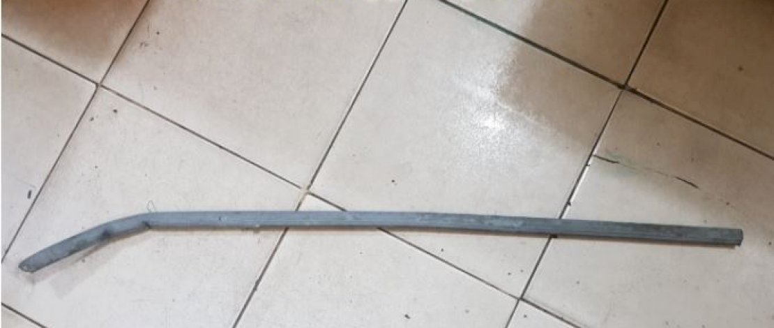 Anto saat diamankan Resmob Polres Parepare dan Resmob Polres Bone, beserta barang bukti. 