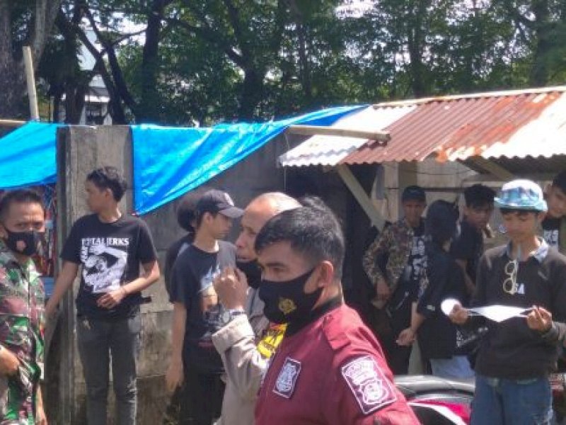 Polisi Bubarkan Acara Festival Musik di Pantai Tanjung Bayang