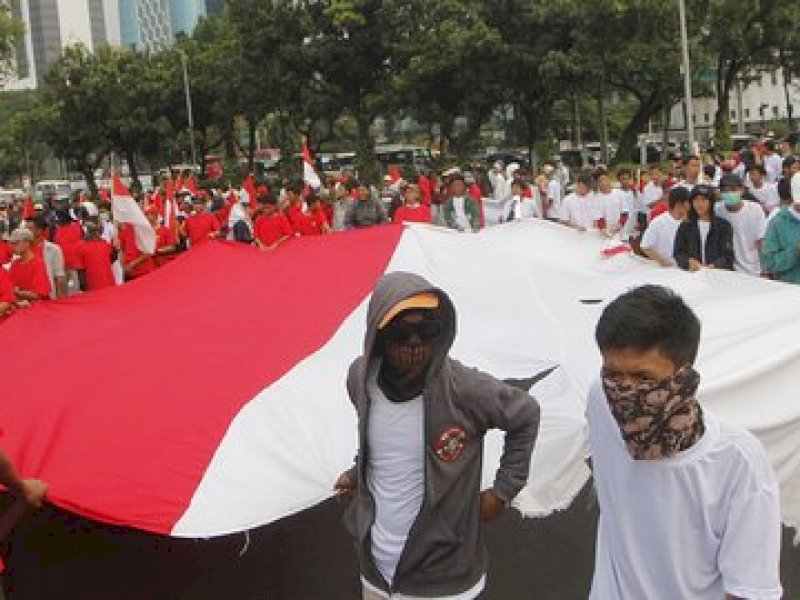 Meski Kecewa, LSI Sebut Masyarakat Indonesia Percaya Demokrasi