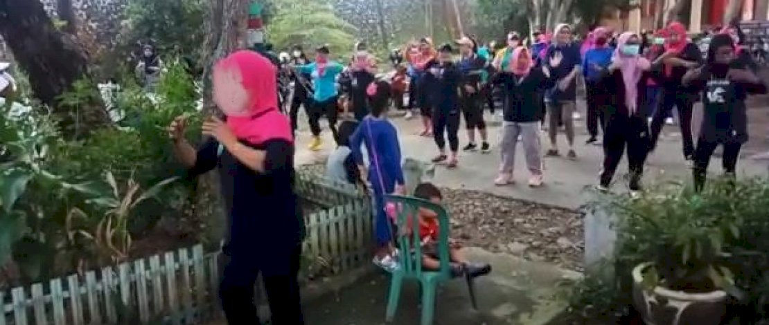 Suasana senam zumba di Pinrang. Foto lainnya, Ketua Penegak Hukum Satgas Covid, Muhadir saat diwawancarai.