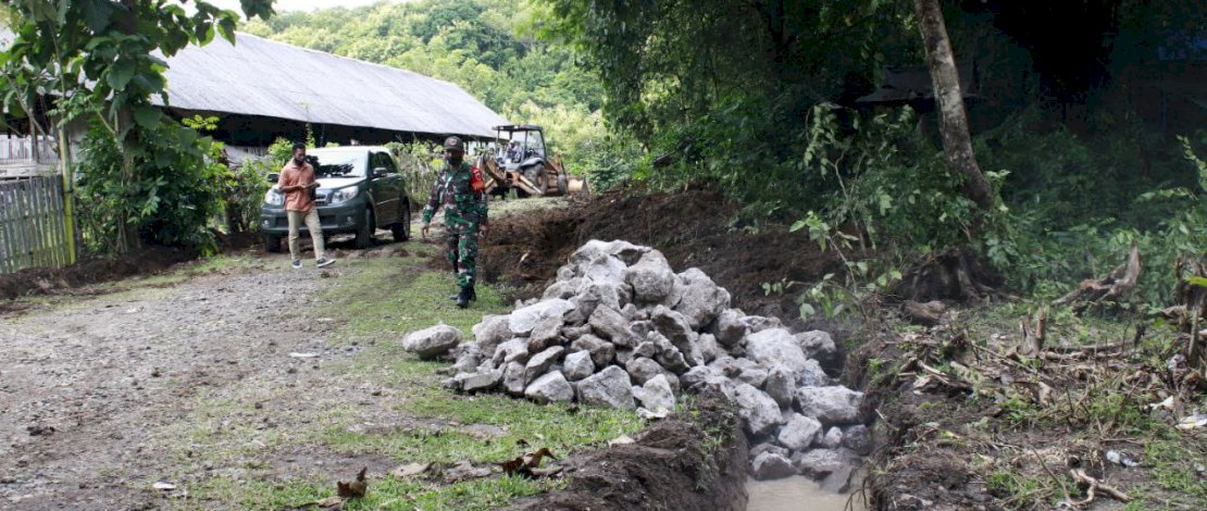 Material drainase sudah didrop di lokasi, Kecamatan Bacukiki Barat, Parepare.