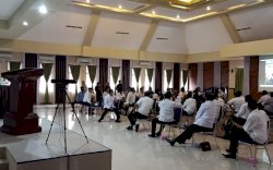 Di Pengujung Masa Jabatan, Bupati Indah Sapa Jajaran Perangkat Daerah Dalam Ratas Virtual