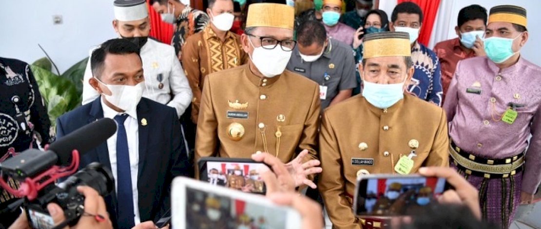 Gubernur Sulsel Ajak Masyarakat Sidrap Kawal Program Infrastruktur 2021