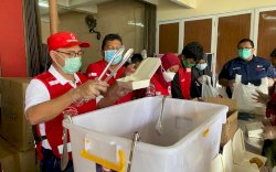 Sekjen PMI Tinjau Dapur Umum PMI Jakarta Timur Untuk Korban Banjir