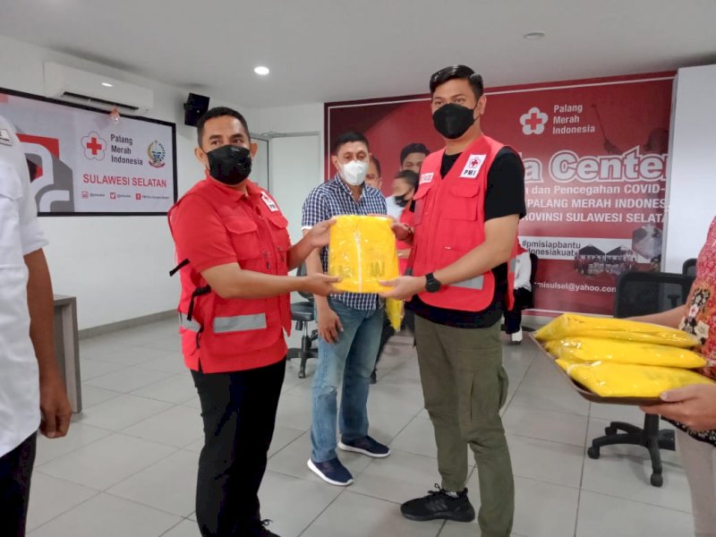 PMI Takalar kebagian bantuan APD dari PMI Sulsel