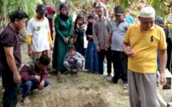 Ketiduran di Keranda Mayat, Pria Ini Terlelap untuk Selamanya