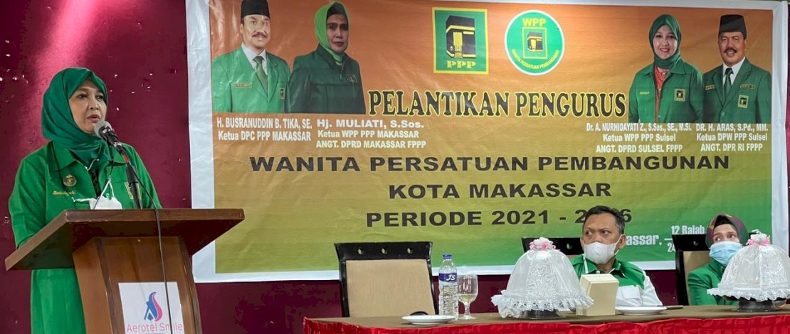 Prosesi pelantikan WPP Kota Makassar oleh WPP Sulsel di Aerotel Smile.