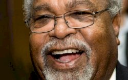 Michael Somare, Perdana Menteri Pertama Papua Nugini Meninggal Dunia