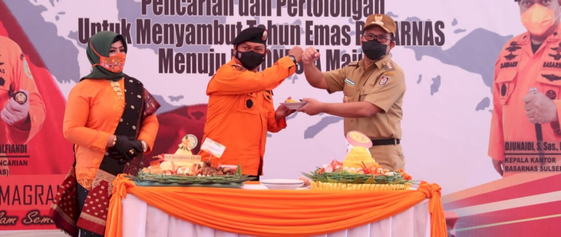 Wali Kota Makassar, Moh Ramdhan Pomanto saat menghadiri ulang tahun Basarnas.