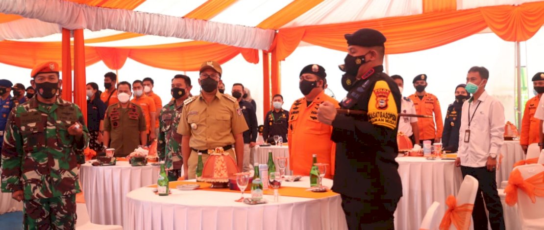 Wali Kota Makassar, Moh Ramdhan Pomanto saat menghadiri ulang tahun Basarnas.