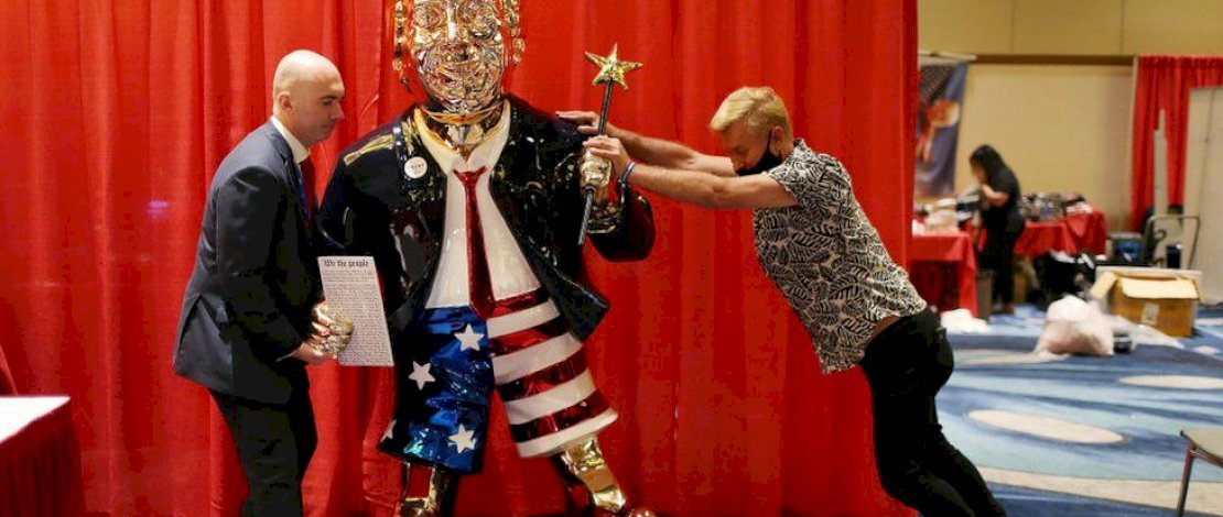 Patung emas Donald Trump dipamerkan di CPAC