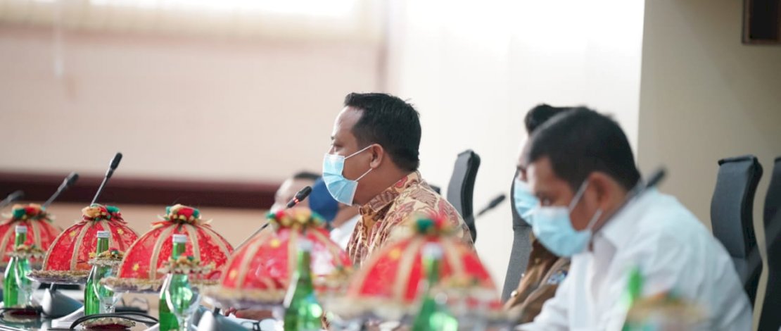 Suasana coffee morning dengan Plt Gubernur Sulsel, Andi Sudirman Sulaiman.