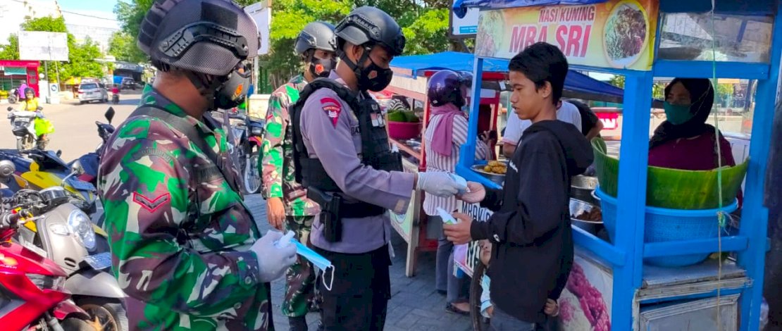 Batalyon C Pelopor, Kodim 1407 Bone Dan Satpol-PP Patroli Bersama Imbau Masyarakat Disiplin Prokes