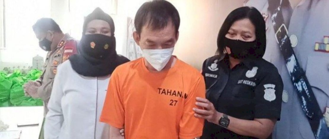 JH saat diamanankan Polres Metro Jakarta Utara. Foto lain, kedua korban didampingi kuasa hukum saat melapor.