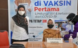 Indah Putri Indriani Harap ASN Jadi Garda Terdepan Sukseskan Vaksinasi COVID-19