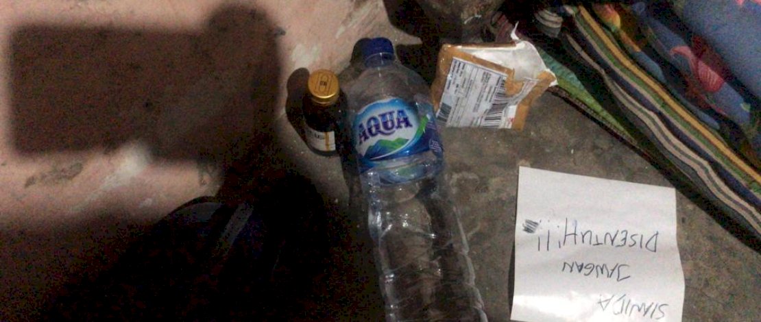 Jasad Enrico diduga bunuh diri dengan meminum sianida.