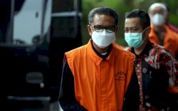 Diperiksa Perdana Sebagai Tersangka Korupsi, Nurdin Abdullah: Alhamdulillah Sehat