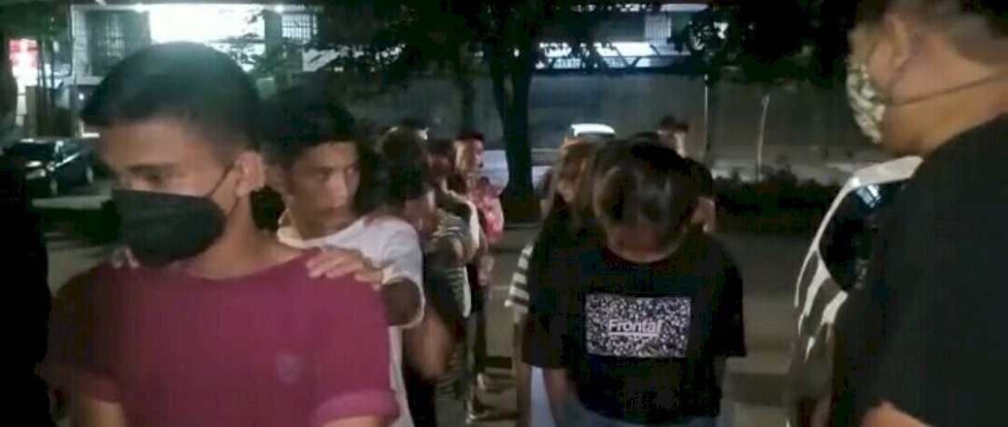 Belasan remaja diamankan dari kamar hotel di Makassar.