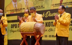 Buka Musda Makassar, TP: Wajib Hukumnya Pak Airlangga Kita Dorong Maju di Pilpres