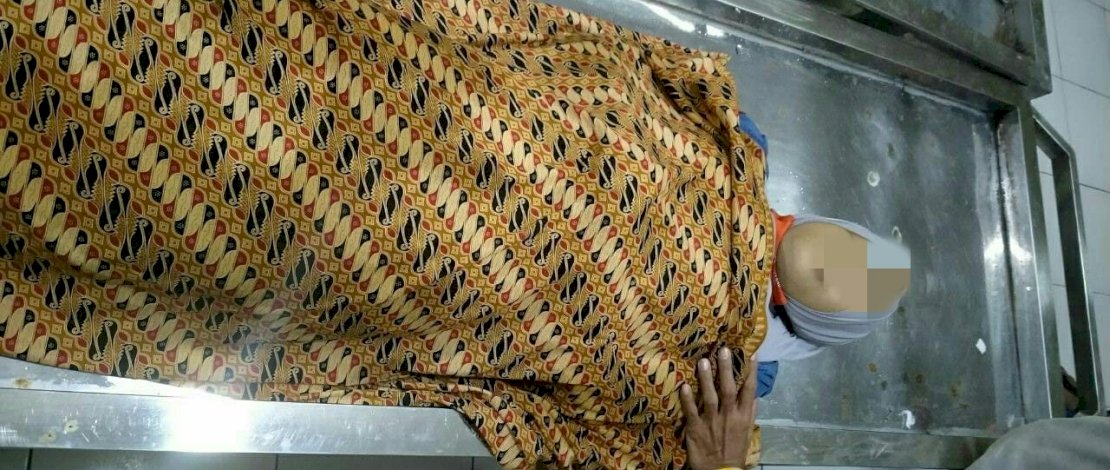 Janazah korban saat dievakuasi, dan saat disemayamkan di RS Bhayangkara Polda Sulsel.