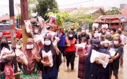 PDI Perjuangan Sulsel Bantu Korban Banjir di Kota Makassar