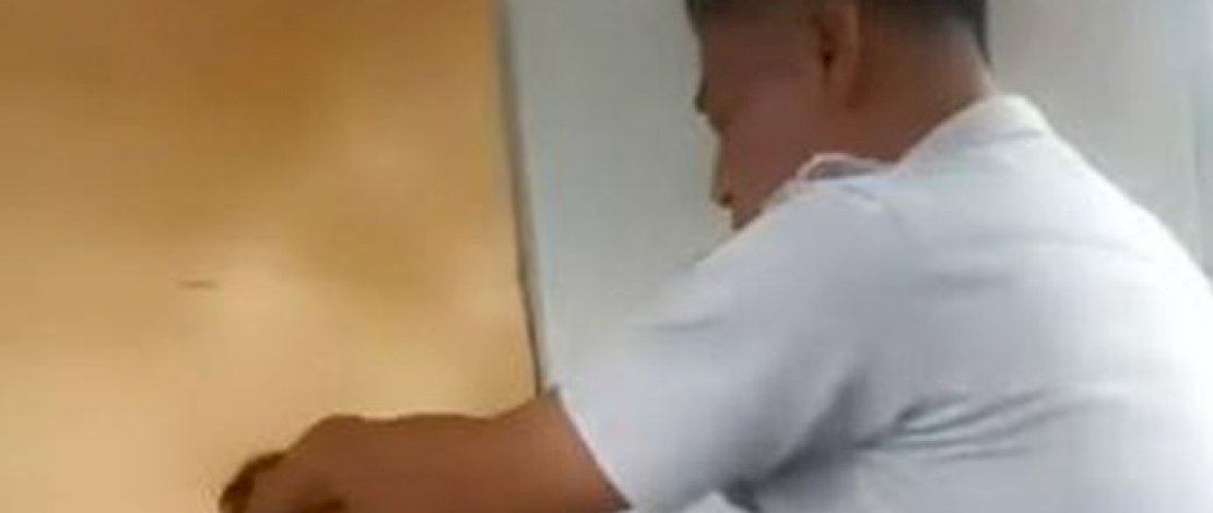 Tangkapan layar saat oknum petugas  Dishub Soppeng menampar seorang pegawai koperasi.