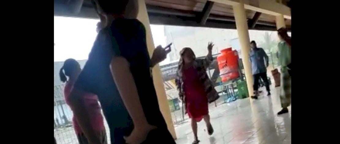 Tangkapan layar dari video viral tentang insiden di Terminal Regional Daya.