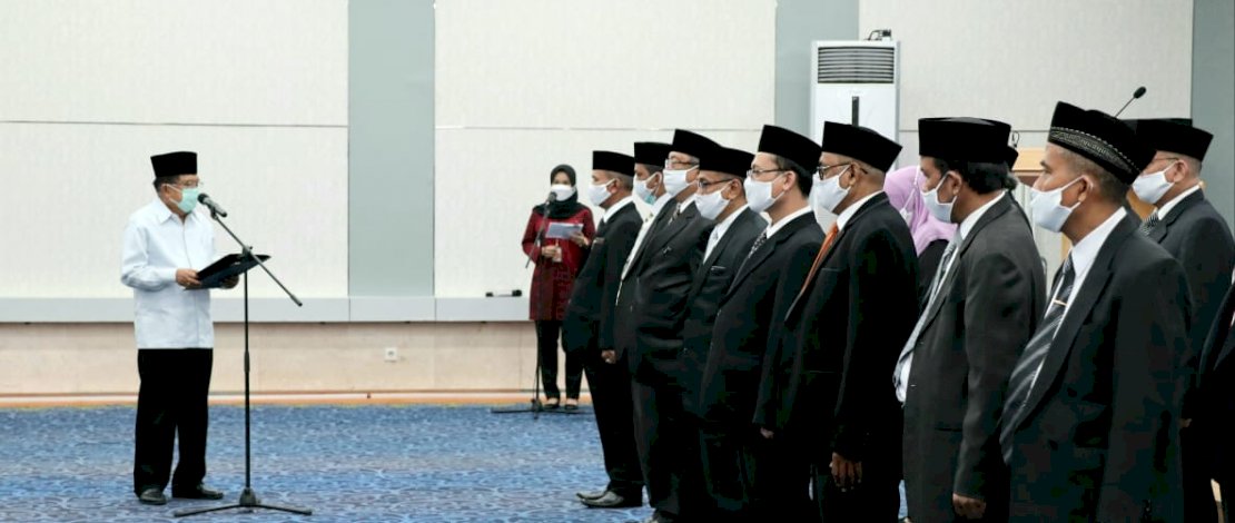 JK melantik pengurus Dewan Masjid Indonesia DKI Jakarta, Rabu, 17 Maret 2021.