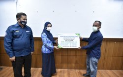 Lima Ahli Waris Pegawai Non ASN Lutra Terima Santunan JKm BPJS Senilai Rp 42 Juta