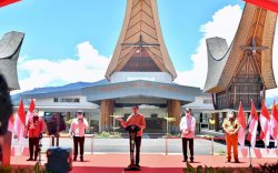 Resmikan Bandara Toraja, Jokowi: Pariwisata Akan Sangat Berkembang