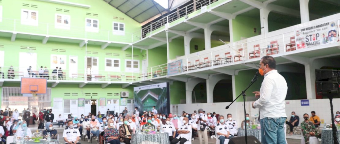 Danny Pomanto Resmikan Rehabilitasi Atap SMPN 5 Makassar