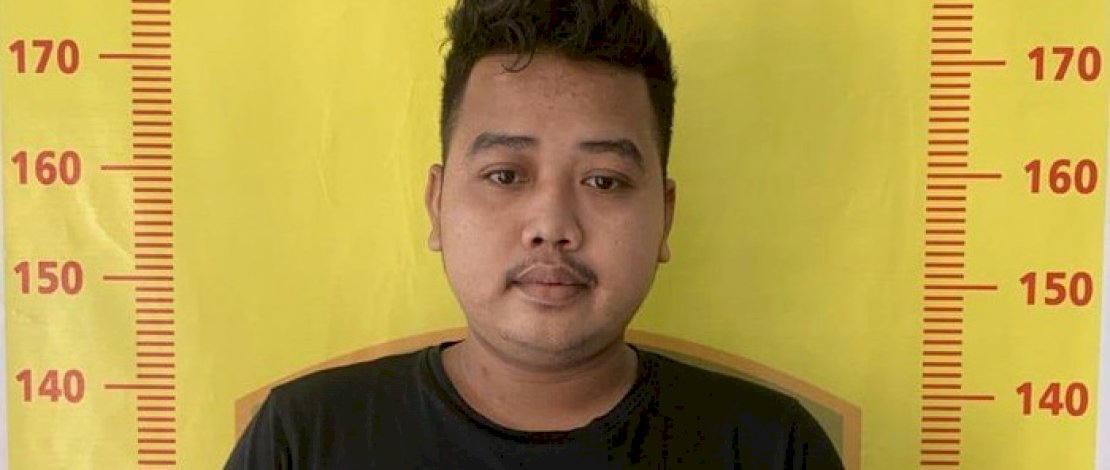 Abdullah saat diamakan di Mapolres Wajo.