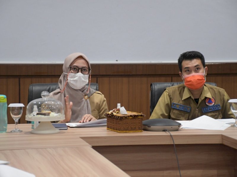 Rapat Monev Rehabilitasi dan Rekonstruksi Bencana Masif, Indah Laporkan Ini ke Doni Monardo