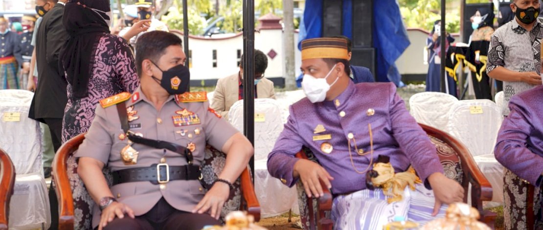 Plt Gubernur Sulsel, Andi Sudirman Sulaiman (kanan) bersama Kapolda Sulsel, Irjen Pol Merdy Syam.