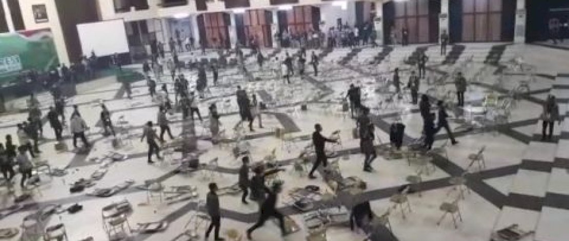 Suasana kongres HMI saat terjadi kericuhan di Gedung Islamic Centre, Surabaya. IST Suasana kongres HMI saat terjadi kericuhan di Gedung Islamic Centre, Surabaya. IST