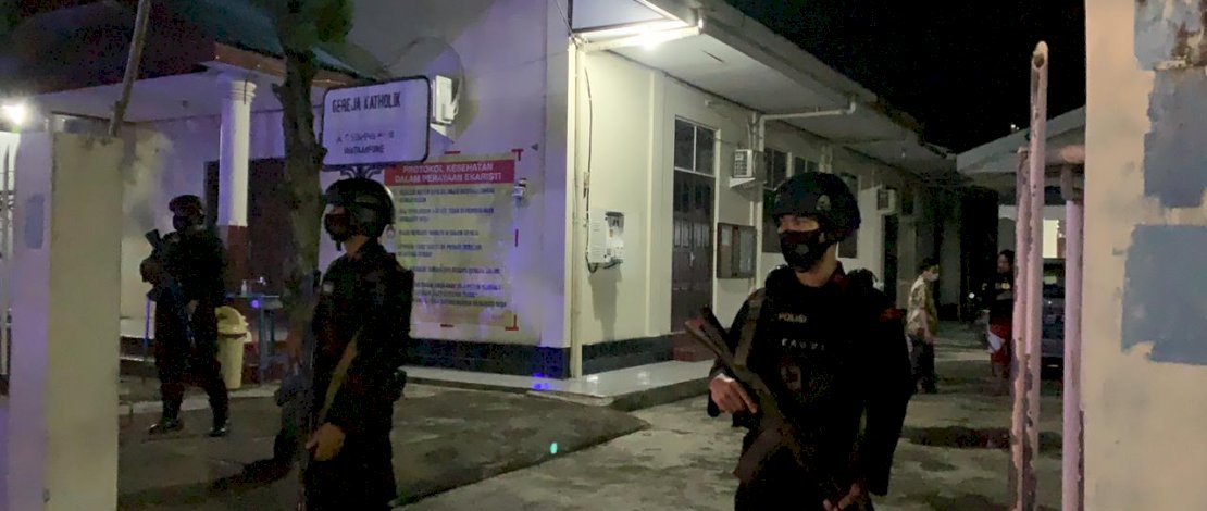 Pasca Ledakan Di Depan Gereja Katedral Makassar ,Brimob Bone Intensifkan Patroli 