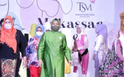 Indira Jusuf Ismail Apresiasi Karya TP PKK Biringkanaya pada Makassar Fashion Point