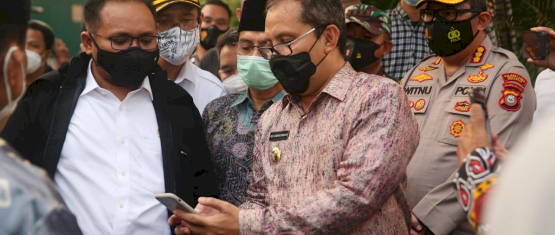 Danny Pomanto Dampingi Menteri Agama Tinjau Lokasi Bom Bunuh Diri