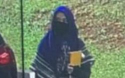 Orang Tua Duga Ada yang Menuntun Zakiah Aini Serang Mabes Polri