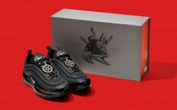 Nike Menangkan Gugatan atas 'Sepatu Setan' yang Dilengkapi Darah Manusia