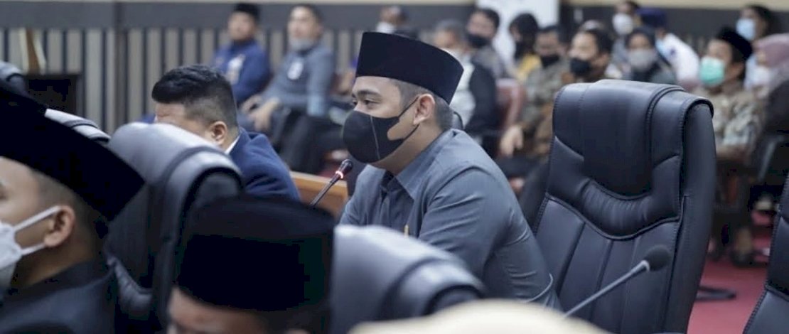 Rapat paripurna DPRD Kota Makassar.