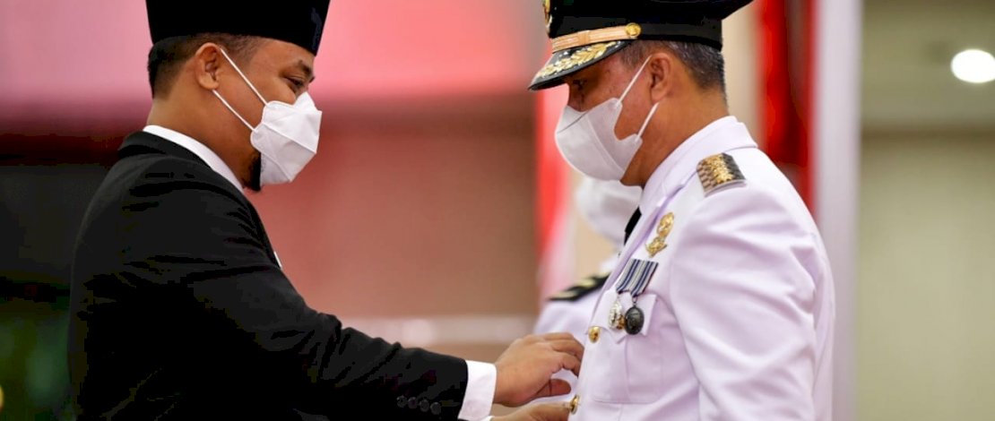 Plt Gubernur Sulsel Lantik Budiman Sebagai Bupati Lutim