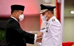 Plt Gubernur Sulsel Lantik Budiman Sebagai Bupati Lutim