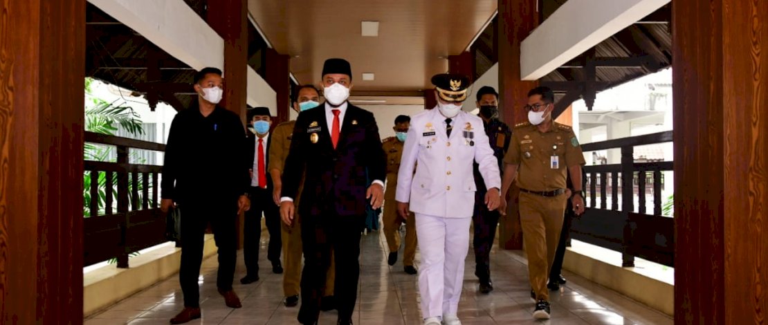 Plt Gubernur Sulsel Lantik Budiman Sebagai Bupati Lutim
