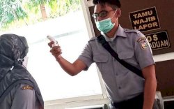 Gedung DPRD Makassar Berlakuan Masuk Satu Pintu