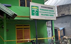 "Dhuarr!!!" Bom Molotov Dilempar ke Asrama Mahasiswa di Makassar, Sepeda Motor Hangus Terbakar