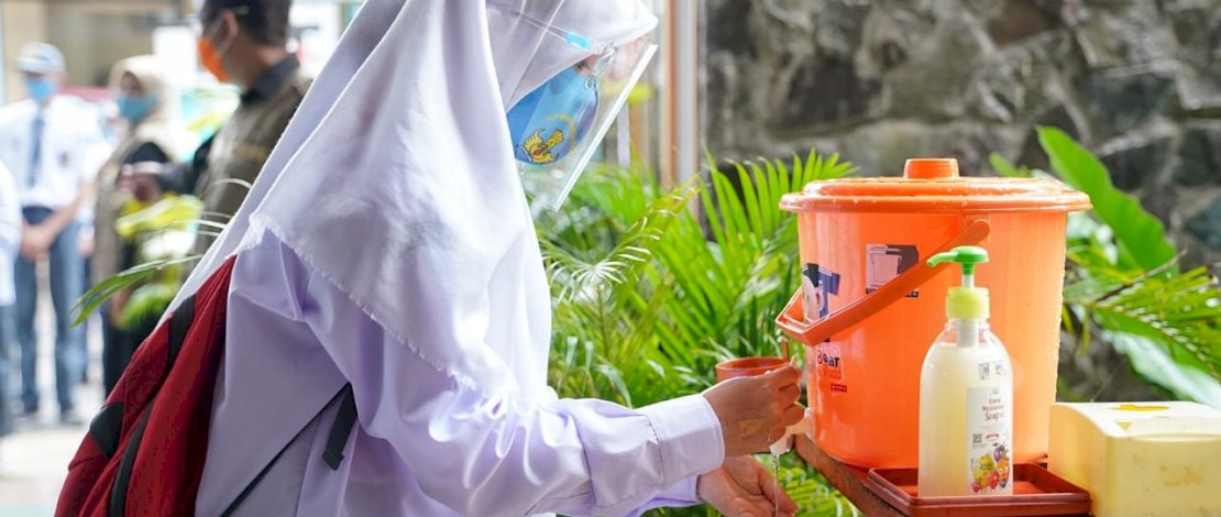 Launching Pembelajaran Tatap Muka Terbatas, Plt Gubernur Sulsel Tinjau dan Bincang Bersama Siswa di SMAN 21 Makassar